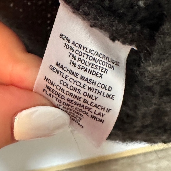 BP Women’s Size Large Knit Sweater Gray Acrylic Cozy Oversized Chunky V Neck - Picture 4 of 4